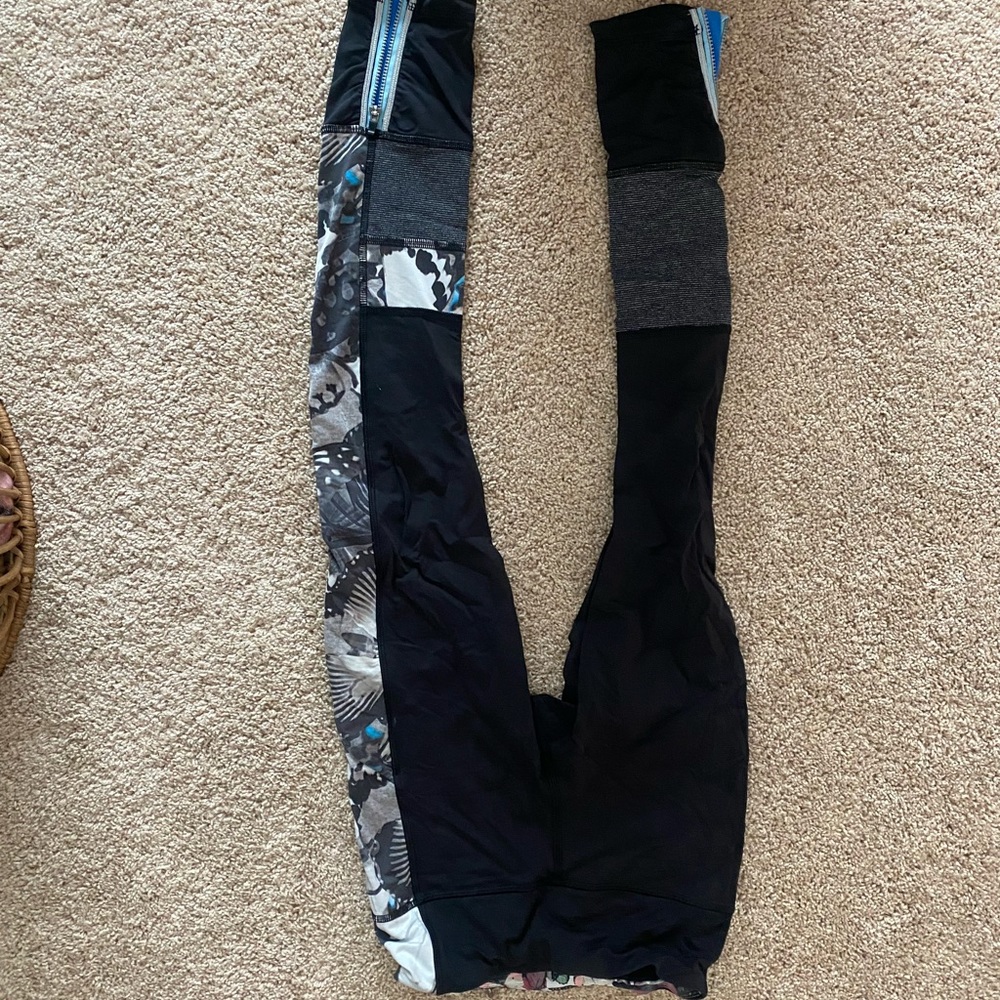 Lululemon leggings!